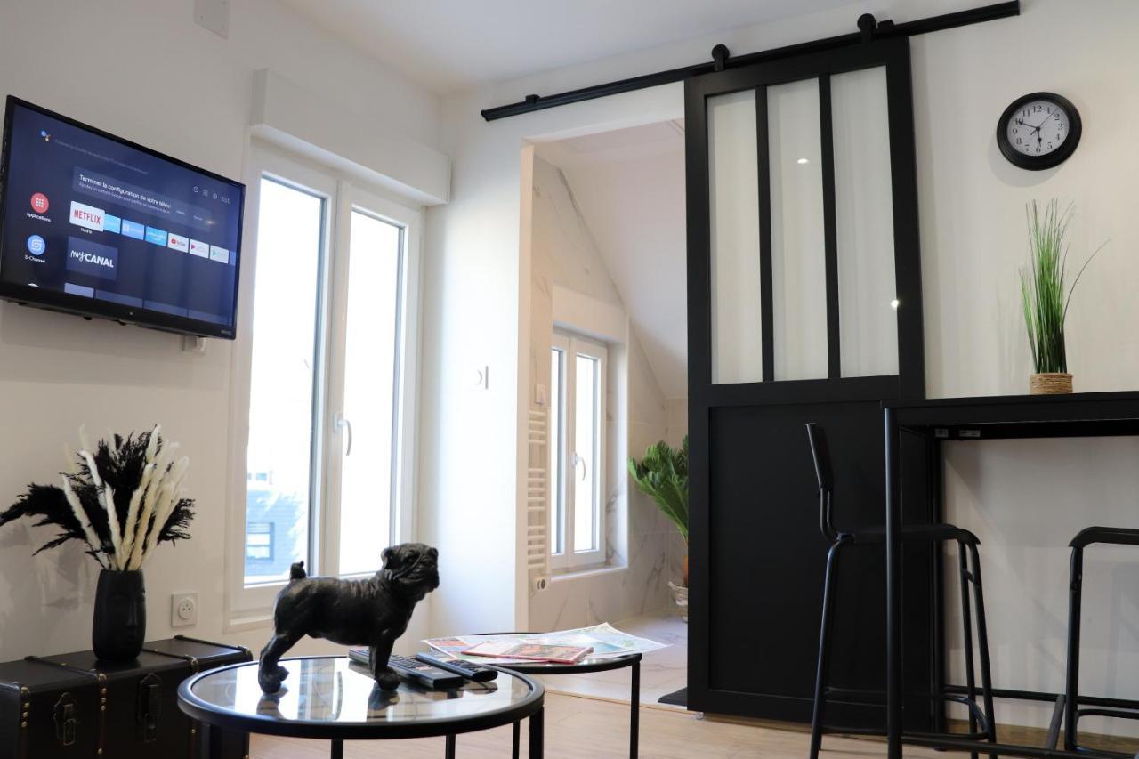 L'Artiste Apartment ชาร์เลอวิลล์-เมซิแยร์ ภายนอก รูปภาพ